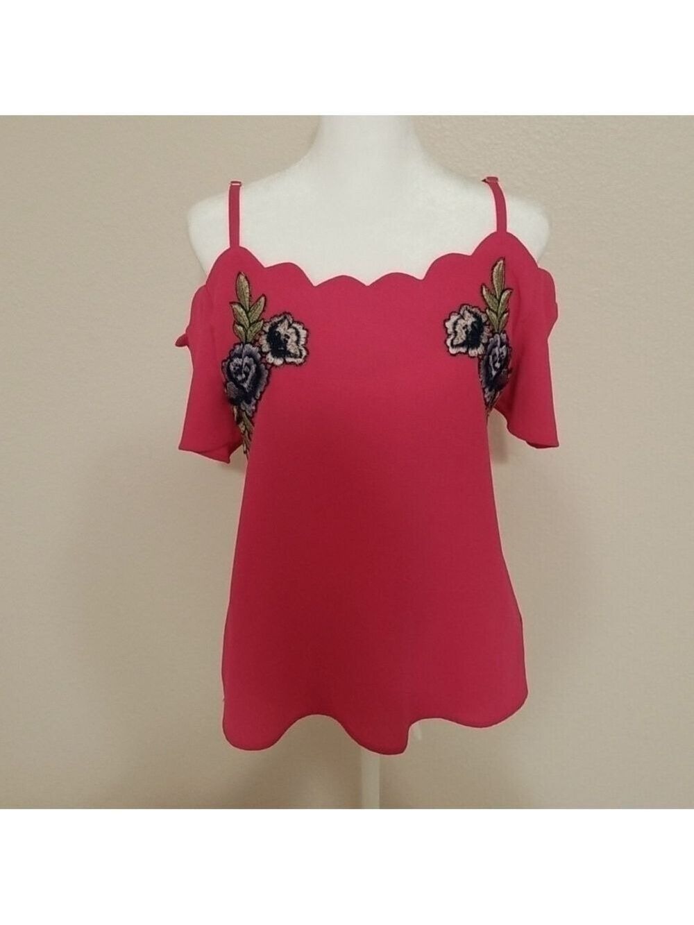 BCX cold shoulder Top,gorgeous embroidery, deep pink ,spaghetti straps .Medium.